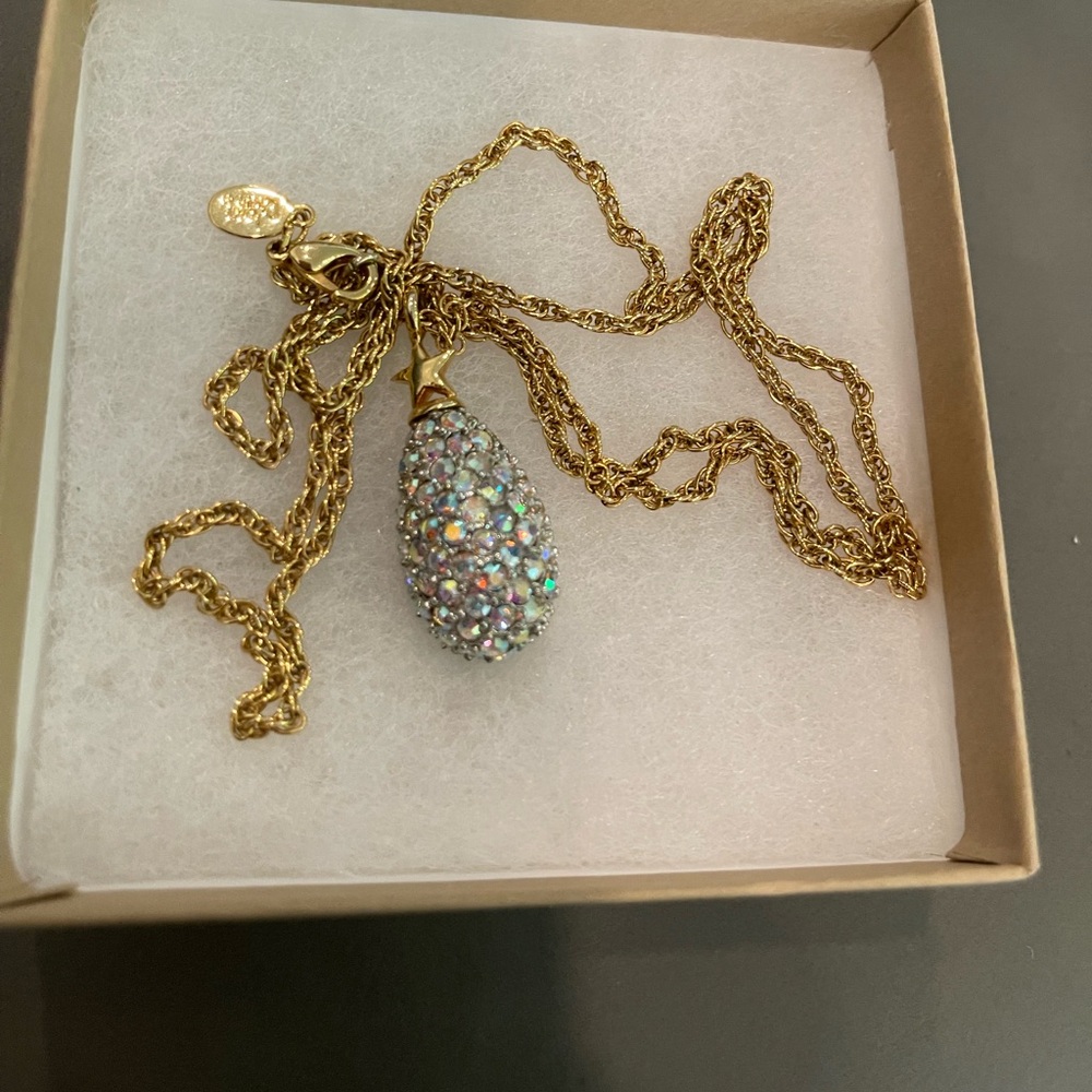 Vintage Preloved Joan Rivers egg collection excellent condition